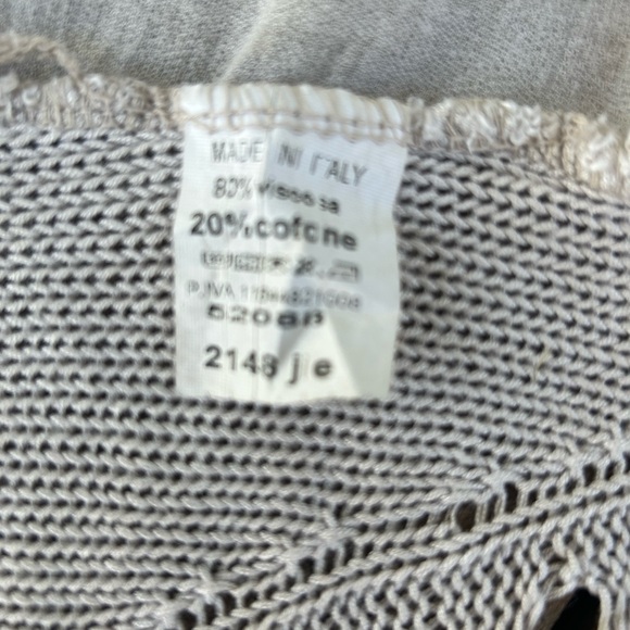 74.Women’s Italian BeigeTop
Size:M Petite - Picture 10 of 16